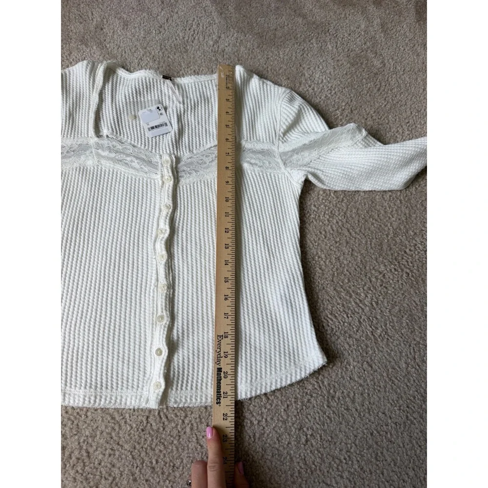Free People Top Lets Party Cardi NEW Lace long Sleeve White Medium